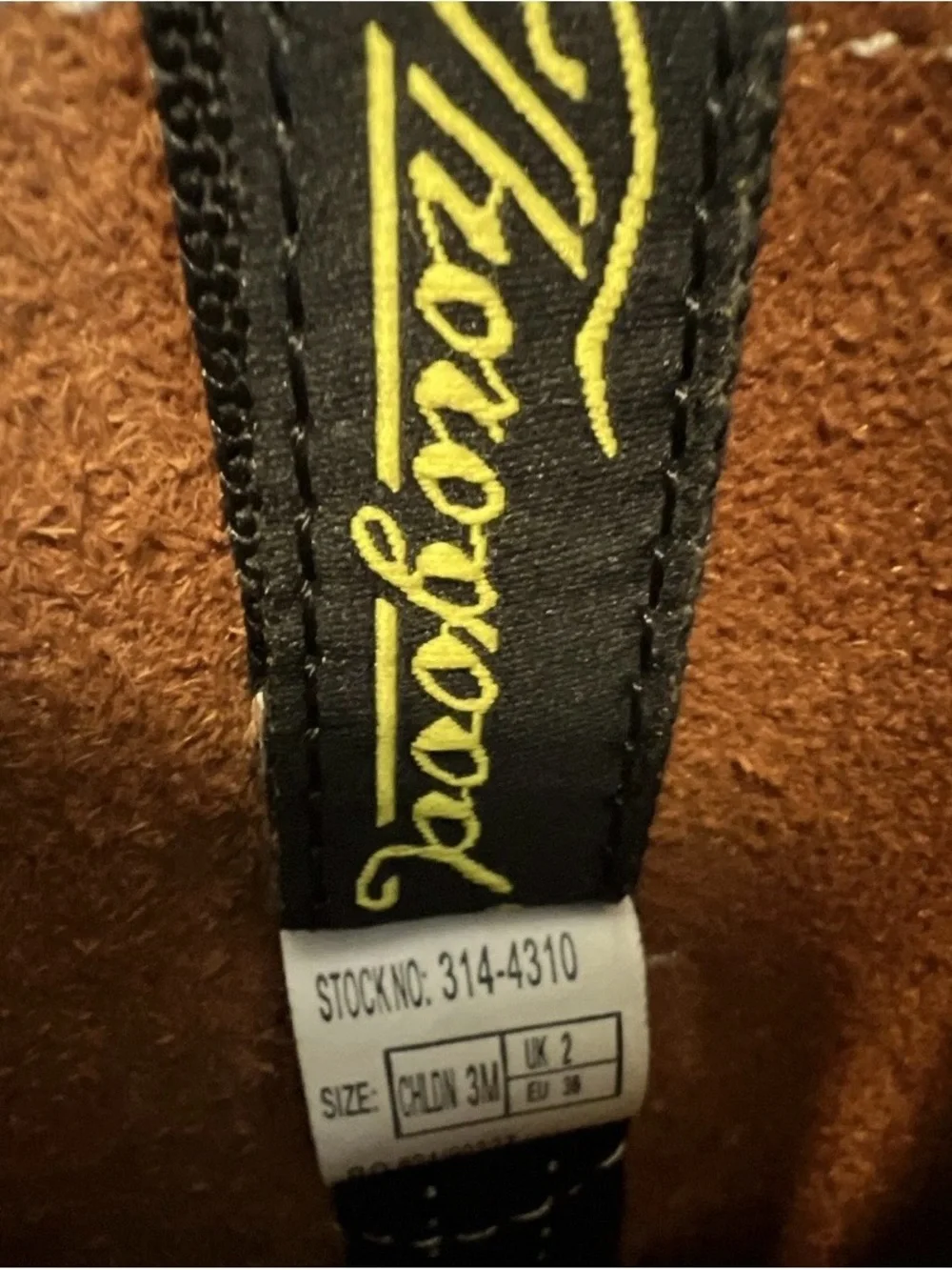 Thorogood Tan Leather Pull-On Work Boots. Boys size 3 M . Fair Condition .